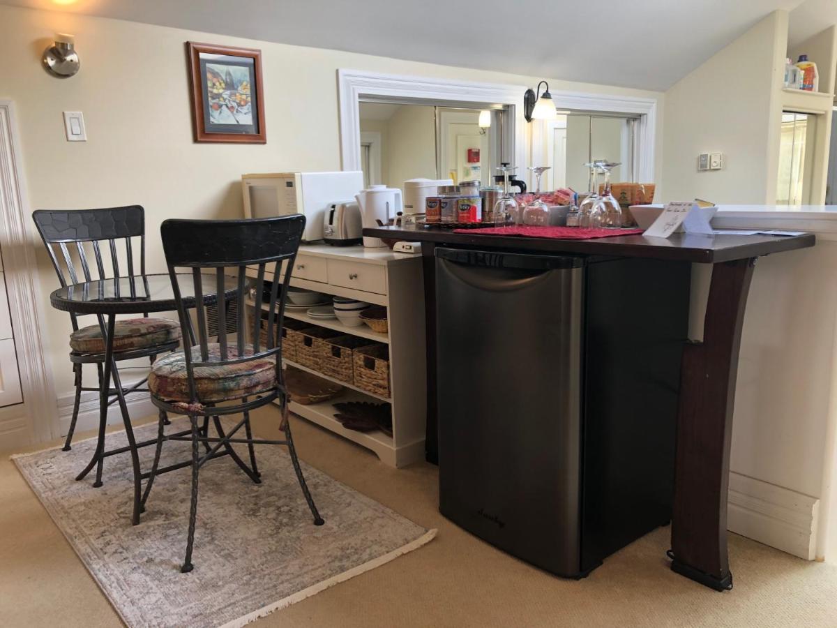 Deluxe King Studio