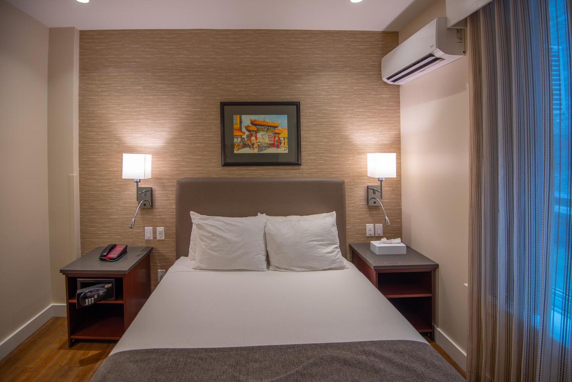 Queen room Newly Renovated