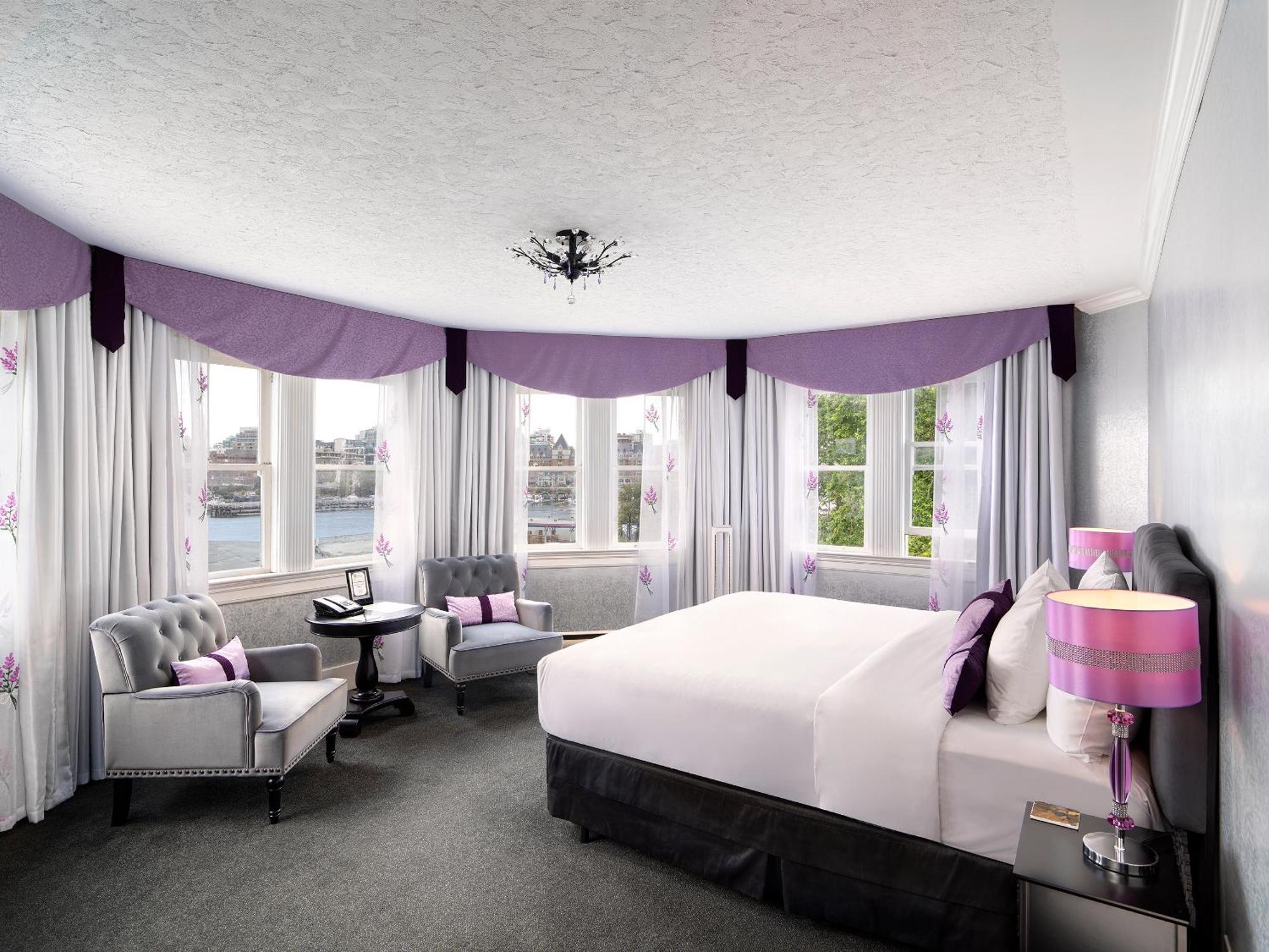 Harbour Room