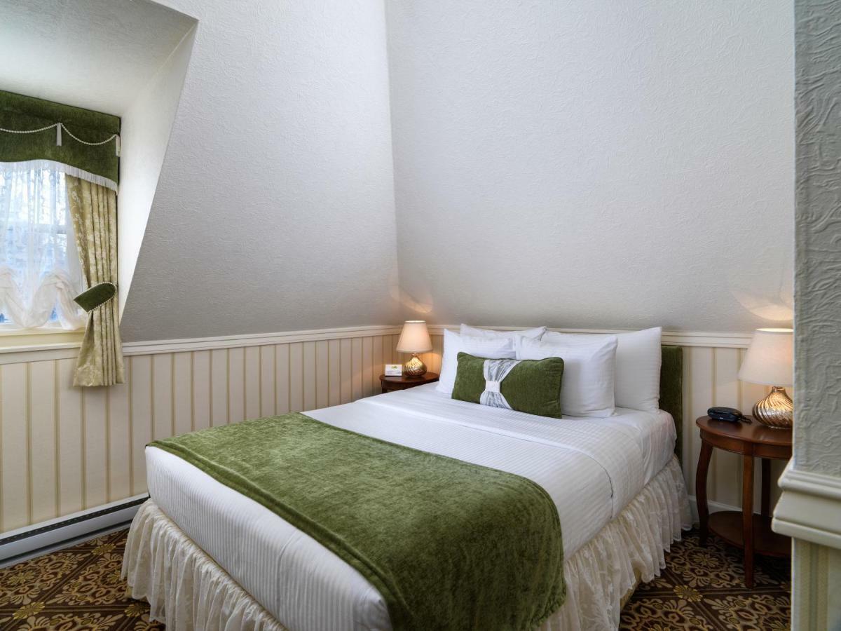 Emily Carr Suite