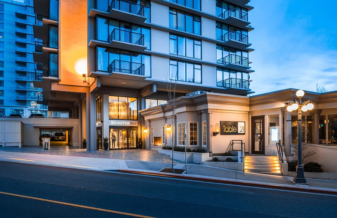 Doubletree By Hilton Hotel & Suites Victoria-1