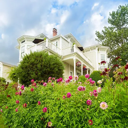 Fairholme Manor Inn-2