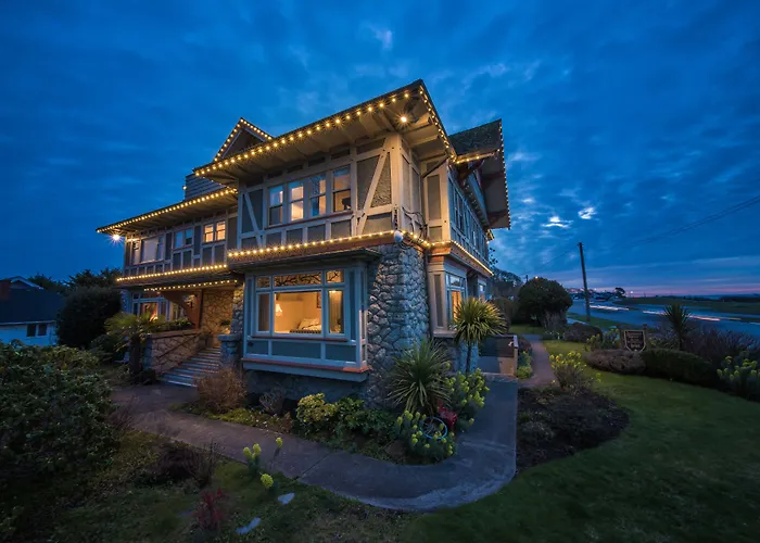 Dashwood Manor Seaside Bed & Breakfast Victoria